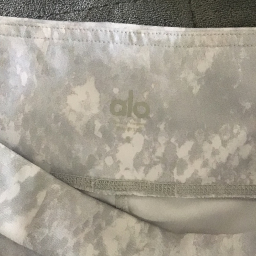Alo leggings - Picture 3 of 3